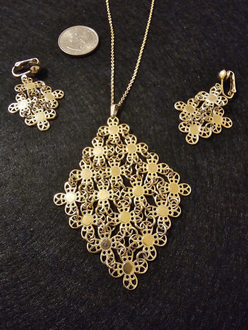 Vintage SARAH COV Set